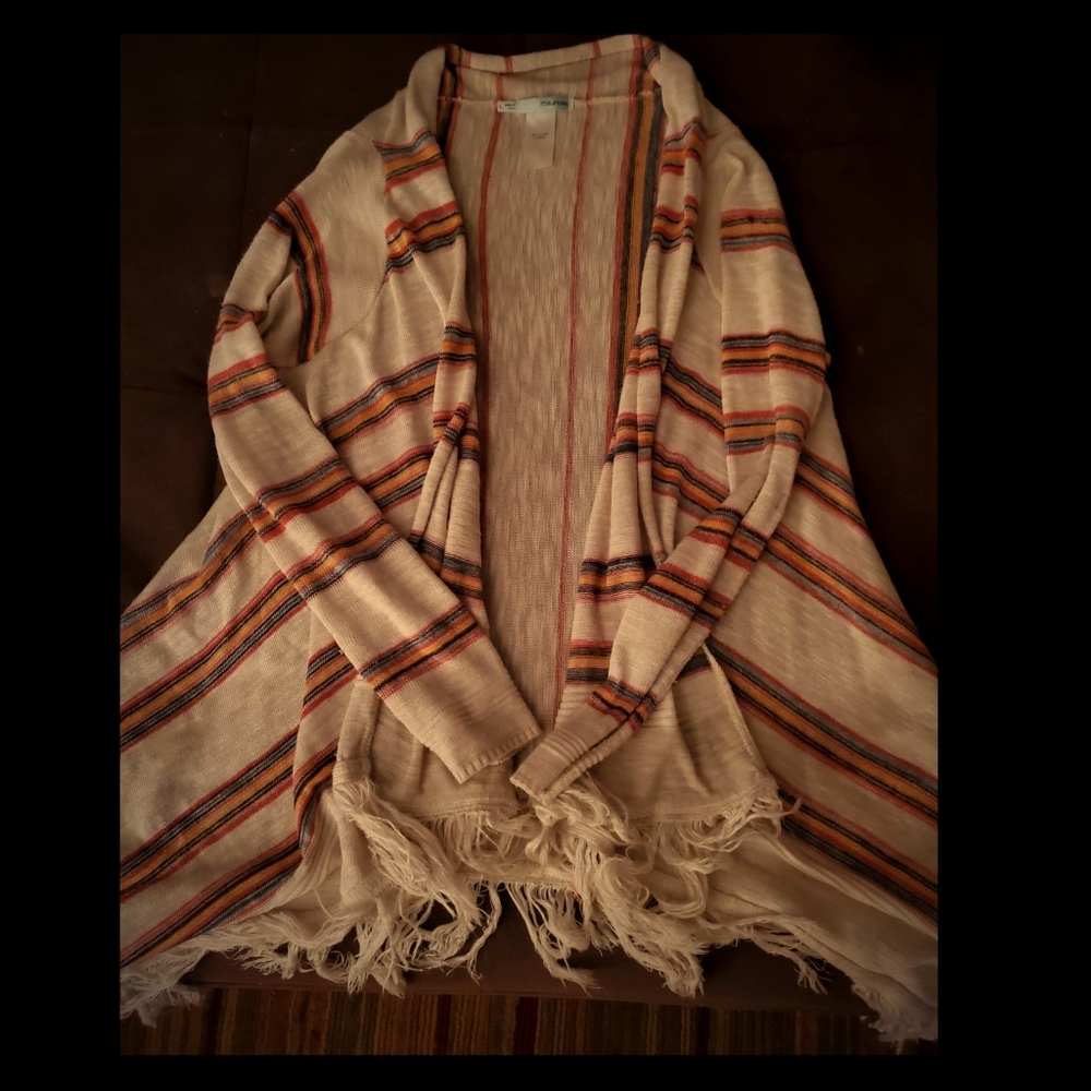 Maurices Sweater overthrow